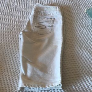 Seven jeans Bermuda’s. Size 8